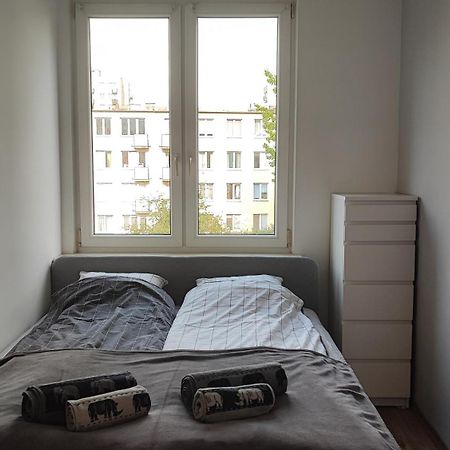 Lenki Apartamenty Metro Brodno Varsovia Exterior foto